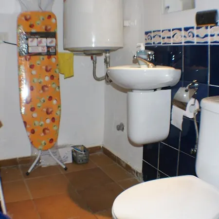 Goldhome - Casa Piscina Privada, Amarre - Casa 4