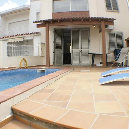 Holiday home Goldhome - Casa Piscina Privada, Amarre - Casa 4