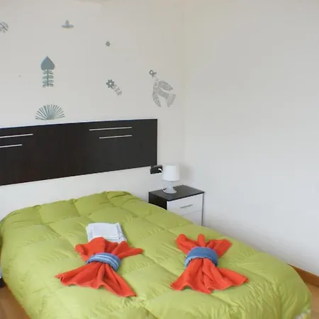 Goldhome - Casa Piscina Privada, Amarre - Casa 4