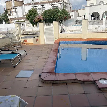 Holiday home Goldhome - Casa Piscina Privada, Amarre - Casa 4